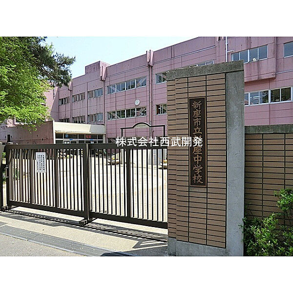 周辺を拡大表示
