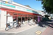 ローソンストア100東淀川菅原店 98m