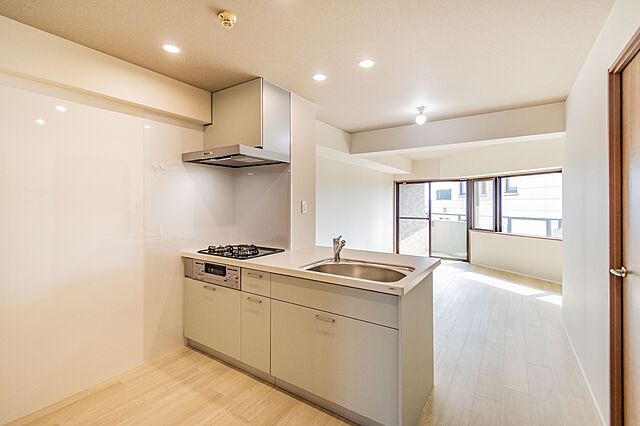 リビング/ダイニング 足立区島根1丁目2-5