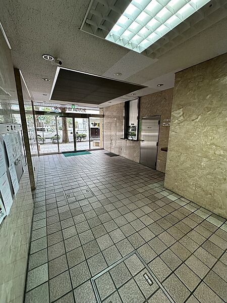 エントランスを拡大表示