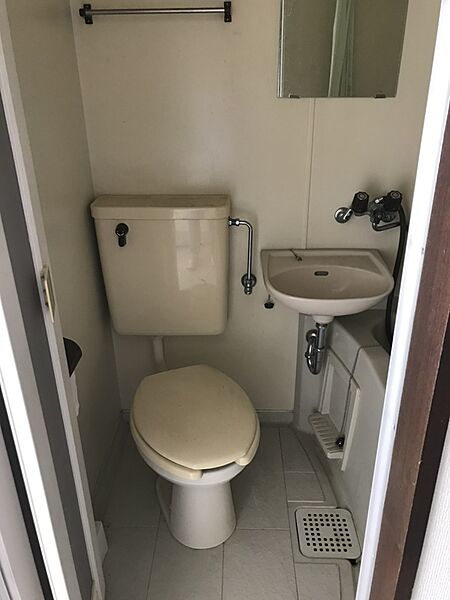 トイレを拡大表示