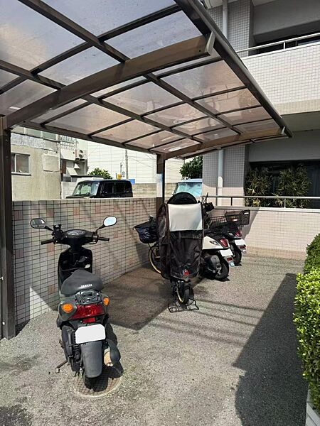 駐車場を拡大表示