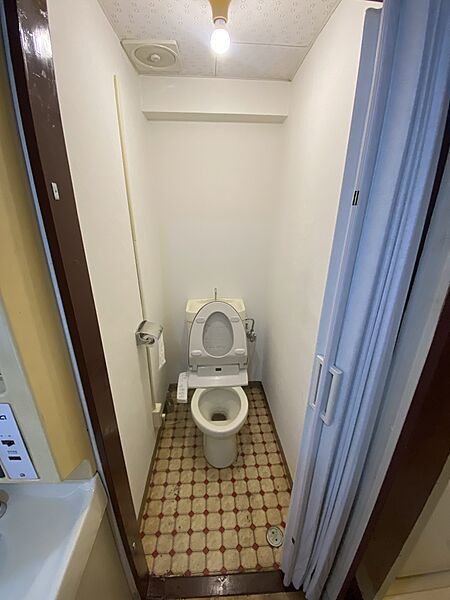 トイレを拡大表示