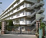 さいたま市立東浦和中学校（390m）