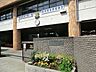 周辺：川口市立上青木中学校（300m）