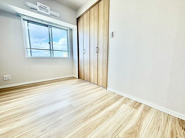 洋室を拡大表示