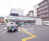 ファミリーマート銀閣寺白川店まで483m