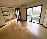 落ち着いた雰囲気のお部屋です