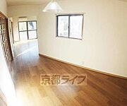 明るいお部屋です。