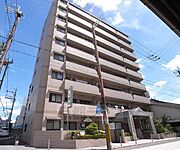 桃山の好立地分譲マンションです。