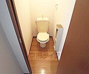 清潔感のあるトイレです。