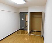 明るいお部屋です