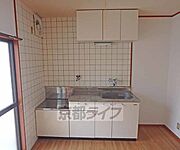 収納たっぷりのキッチンです。