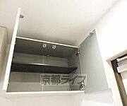 玄関横の収納スペースです。