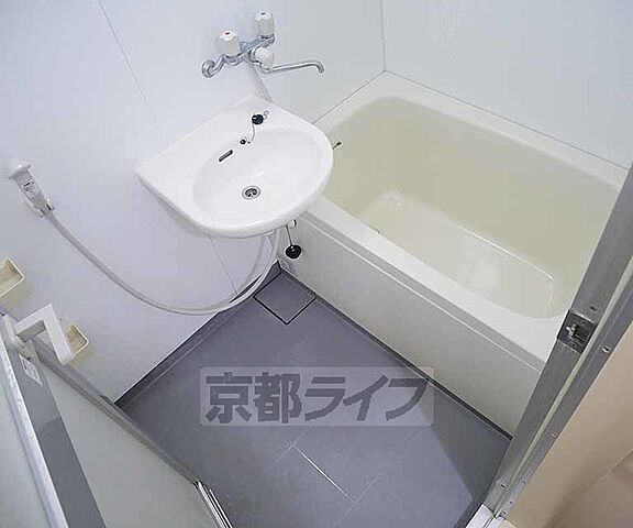 浴室