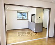 フローリングが綺麗です