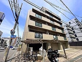 大阪府吹田市南金田２丁目2番16号（賃貸マンション2LDK・3階・62.00㎡） その1