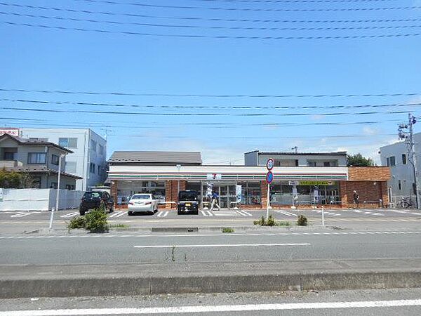 画像19:セブンイレブン秋田広面屋敷田店(180m)