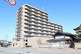 ヴェレーザ登町 1005 ｜ 秋田県秋田市楢山登町（賃貸マンション3LDK・10階・80.33㎡） その1