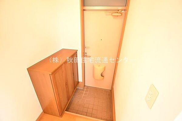 apartment 秋田県秋田市山王７丁目9番35号　秋田住宅流通センタ‐本社ビル1階