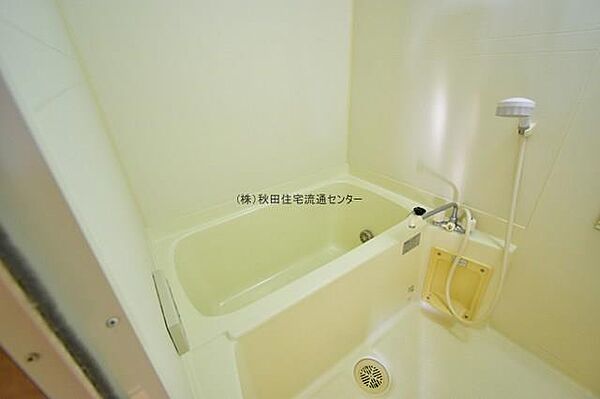 apartment 秋田県秋田市山王７丁目9番35号　秋田住宅流通センタ‐本社ビル1階