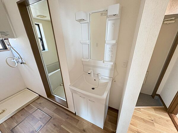 apartment 秋田県秋田市山王７丁目9番35号　秋田住宅流通センタ‐本社ビル1階