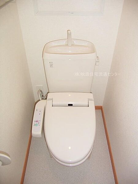 apartment 秋田県秋田市山王７丁目9番35号　秋田住宅流通センタ‐本社ビル1階