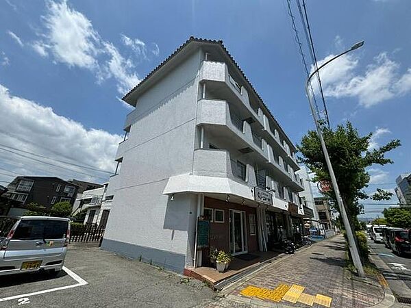 白井マンション ｜大阪府茨木市大住町(賃貸マンション2DK・3階・44.20㎡)の写真 その1