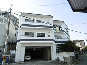 ウェルネス新芦屋 101 ｜ 大阪府吹田市新芦屋下（賃貸マンション3LDK・1階・144.47㎡） その1