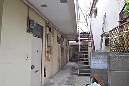 7 / 11