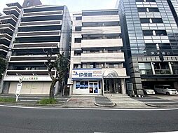 4 / 21