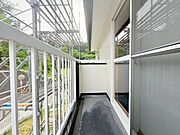 南向き・陽当たりの良いバルコニーでお洗濯物もばっちり乾きそうです！