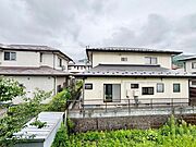 住宅の立ち並ぶ閑静な住宅街です。