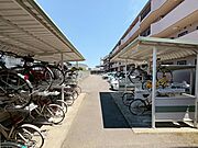 （共用部）屋根付き駐輪スペース