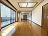 リビング/ダイニング：（リビング）23帖超LDK・全室南向きで明るく開放的な住まい！