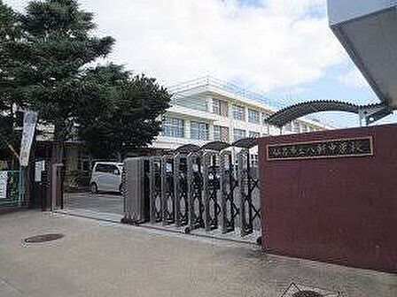 仙台市立八軒中学校 徒歩16分。 1230m