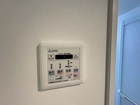 新規交換の追焚・浴室乾燥機付きバスルーム