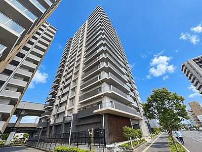 外観:地上18階建・免震構造のタワーマンション 外観:地上18階建・免震構造のタワーマンション