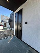 雨の当たらない玄関ポーチは自転車を置いてもＧＯＯＤ！？？