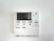 【給湯リモコン】入浴の時間帯が異なるご家族も快適にバスタイムを楽しめる追焚き機能付き！