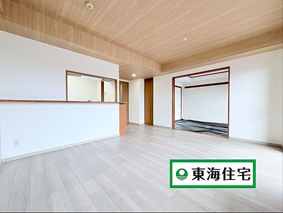 2026年4月...