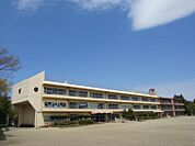 吉成小学校　徒歩15分（1131m）