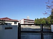 吉成中学校　徒歩12分（960m）