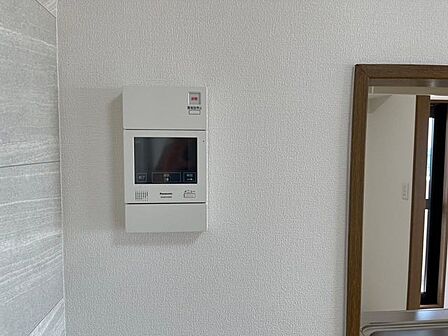 モニター付きインターフォンでセキュリティー面も配慮