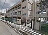 周辺：仙台市立国見小学校 徒歩9分。 710m