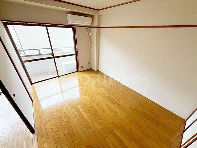 洋室