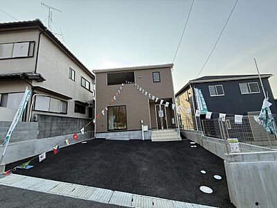 外観：2階建て3SLDK＋畳コーナー☆