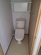 トイレは温水洗浄便座完備