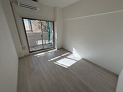 阪神本線 出屋敷駅 徒歩4分の賃貸マンション 13階1Kのリビング/ダイニング