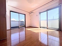 メゾンカルム 302 3階1Kのリビング/ダイニング